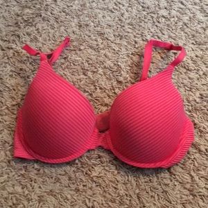 victoria’s secret t-shirt bra!